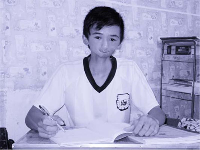 Chuyện về ch&agrave;ng trai kh&ocirc;ng c&oacute; nụ cười